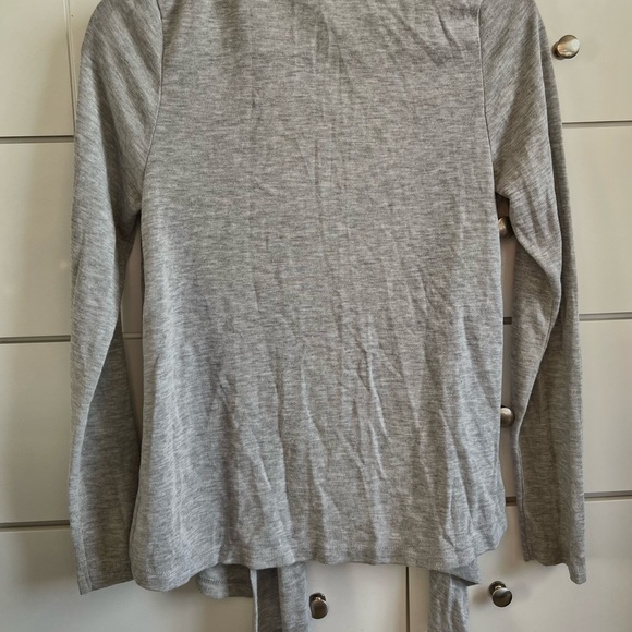 Ambiance Gray Cardigan in a size M - Picture 3 of 4